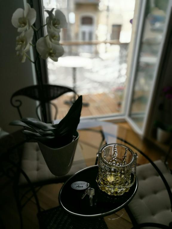 Ana Apartment Pula Luaran gambar
